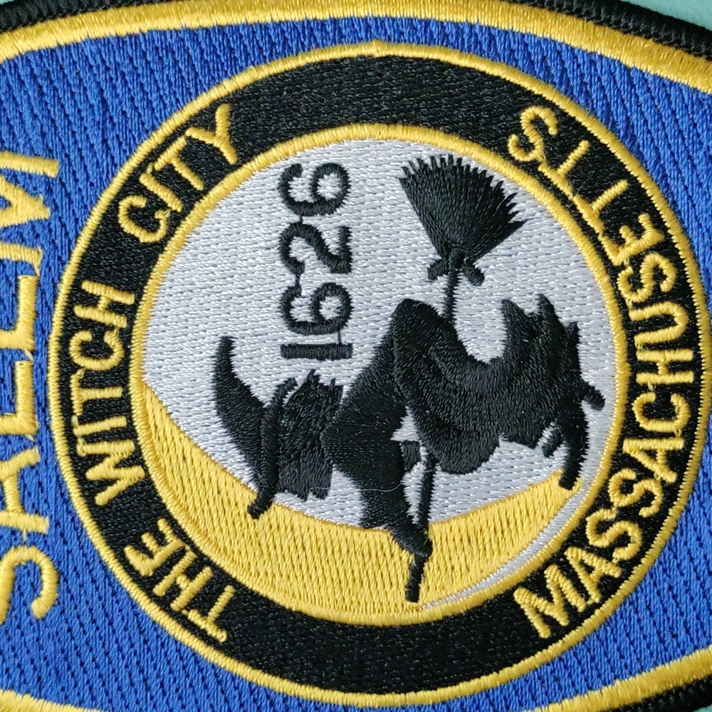 SALEM🧹 WITCH🧙‍♀️🪄PATCH💫BIG POLICE PATCH 1626🧹THE WITCH CITY MASSACHUSETTS - Picture 2 of 5